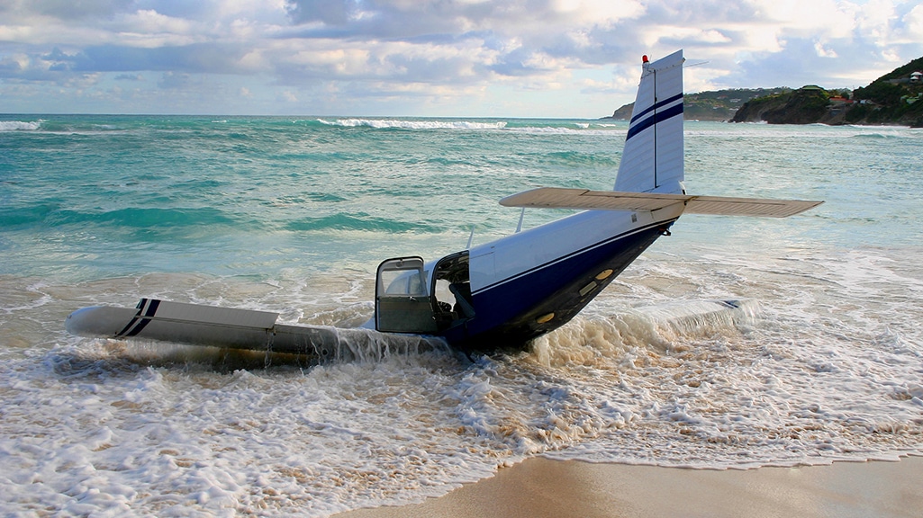 airplane crashed on beach